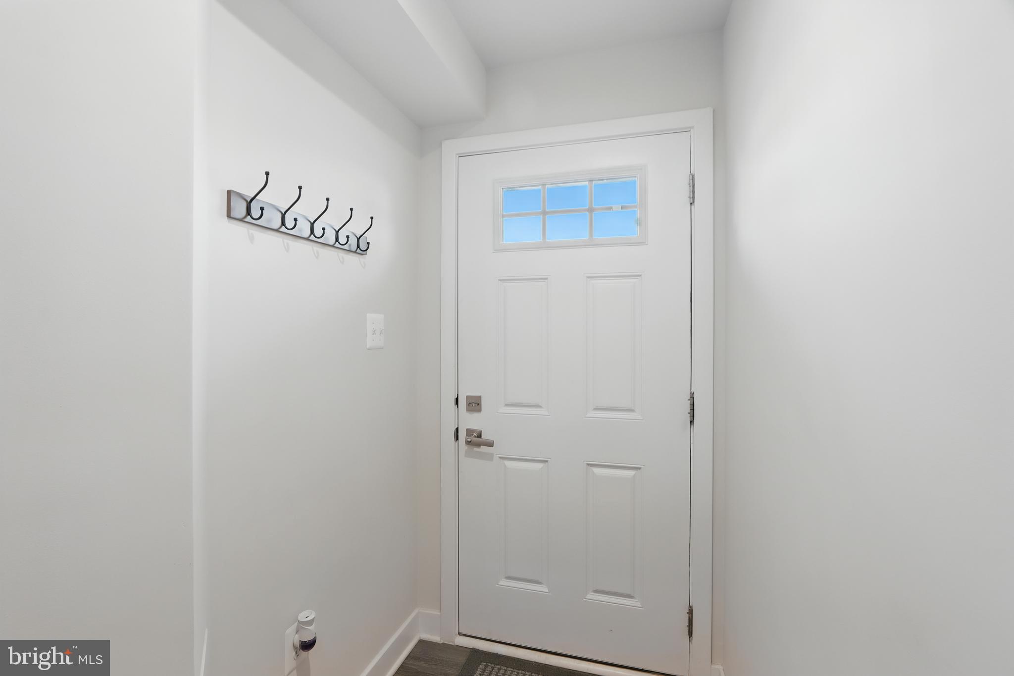 LAKE LINGANORE - Residential