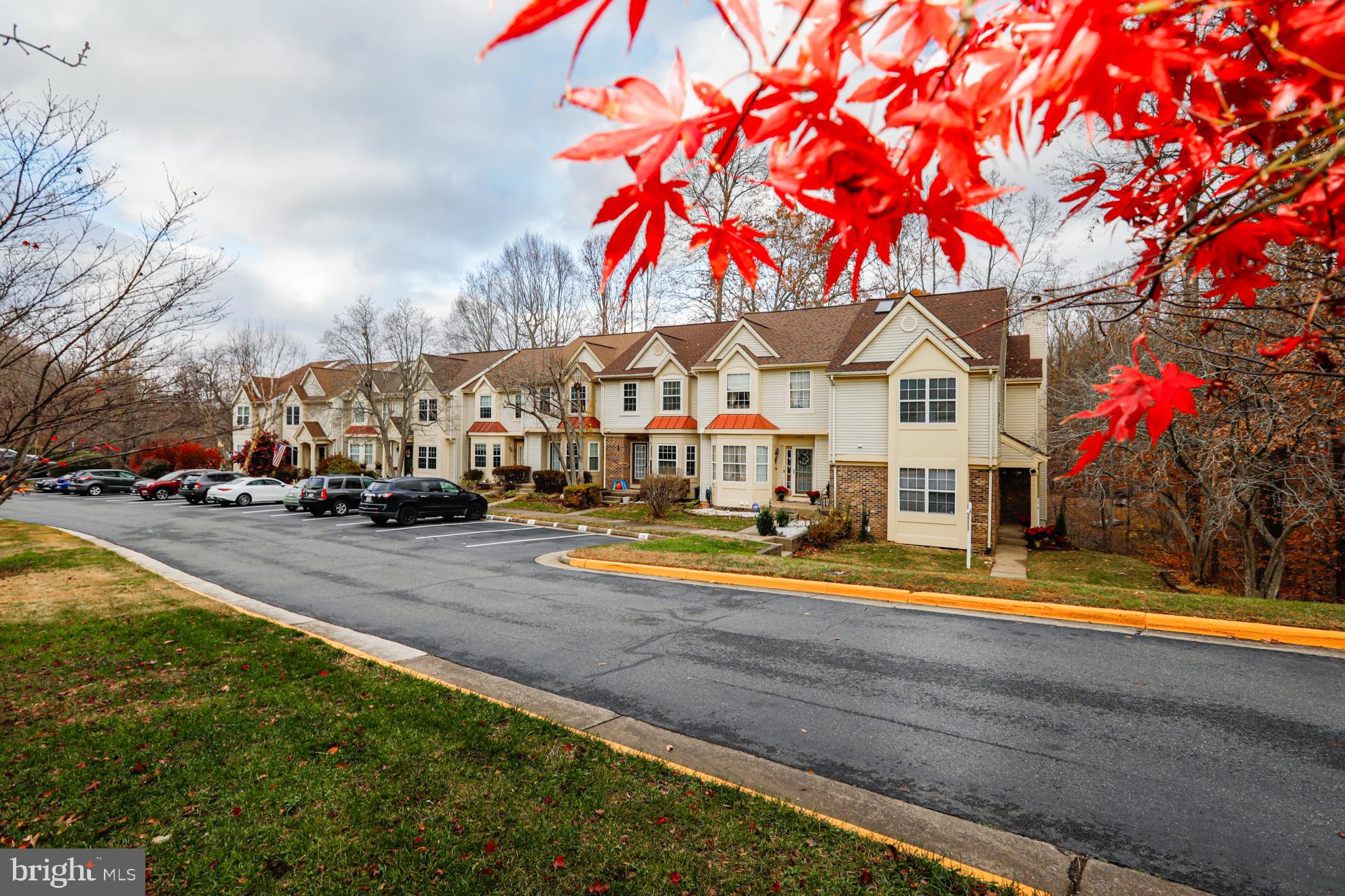 15661 MONTVIEW DRIVE