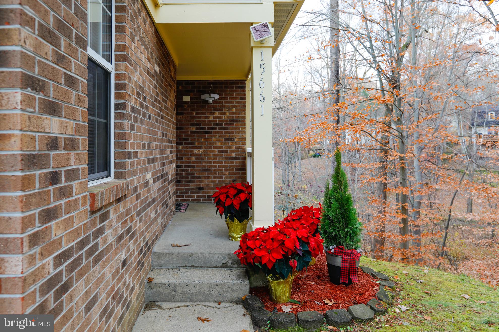 15661 MONTVIEW DRIVE