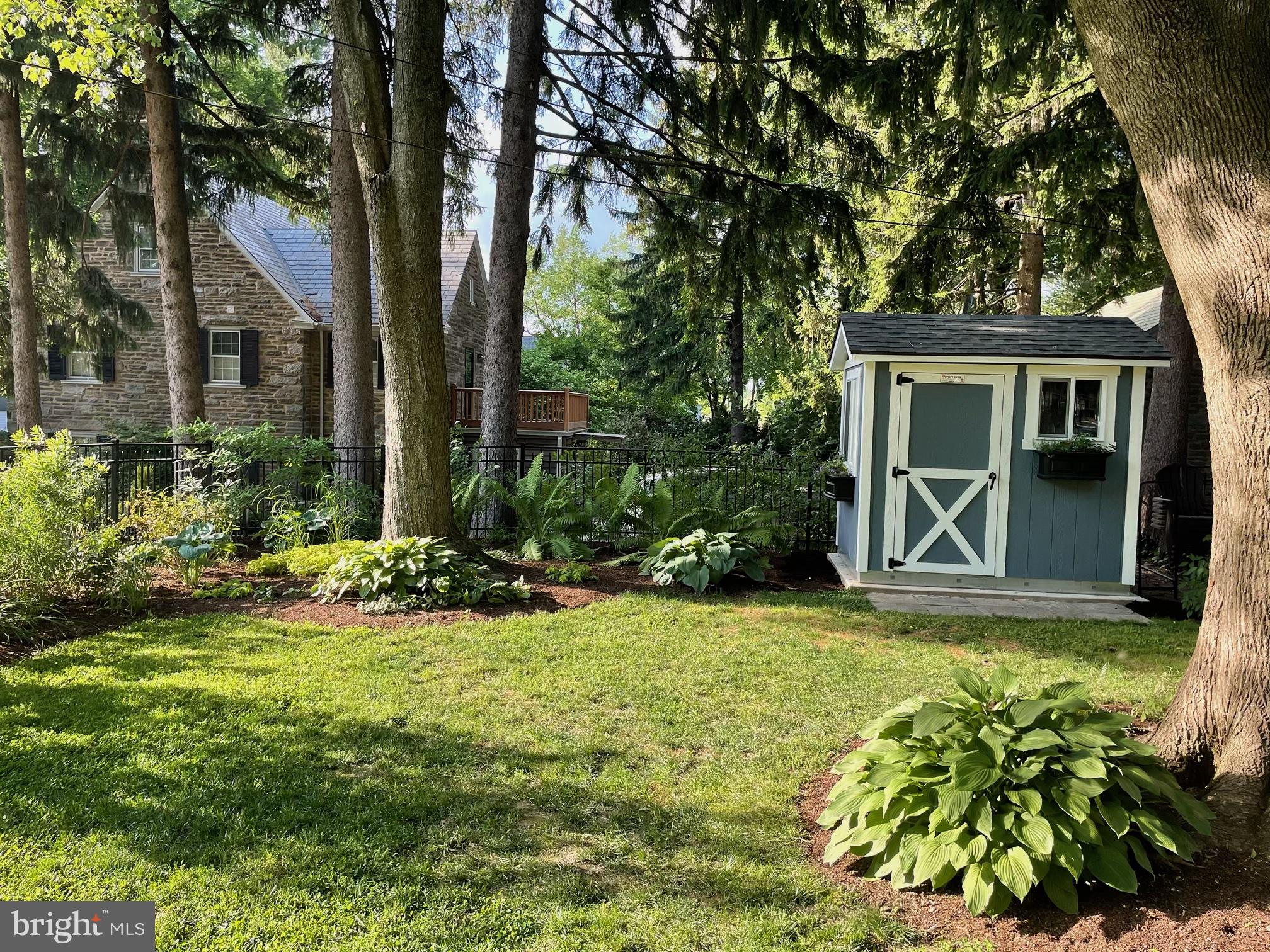 LAVEROCK - Residential