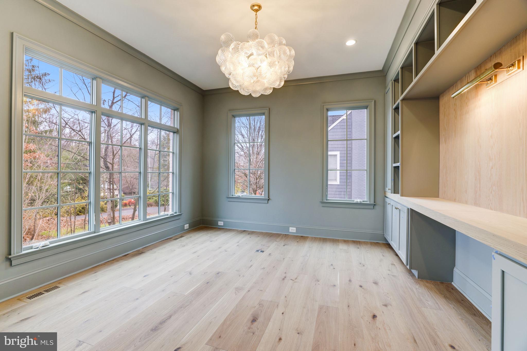 FRANKLIN PARK - Residential