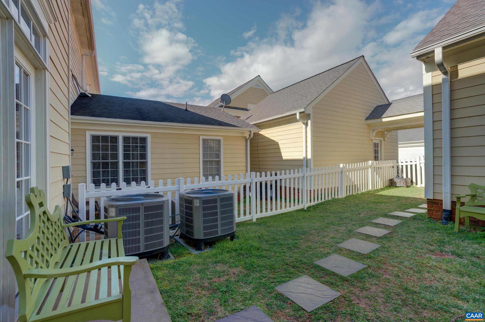 OLD TRAIL - Residential