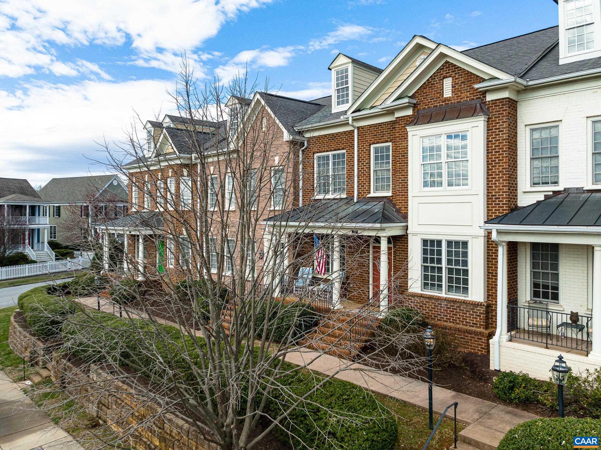 OLD TRAIL - Residential