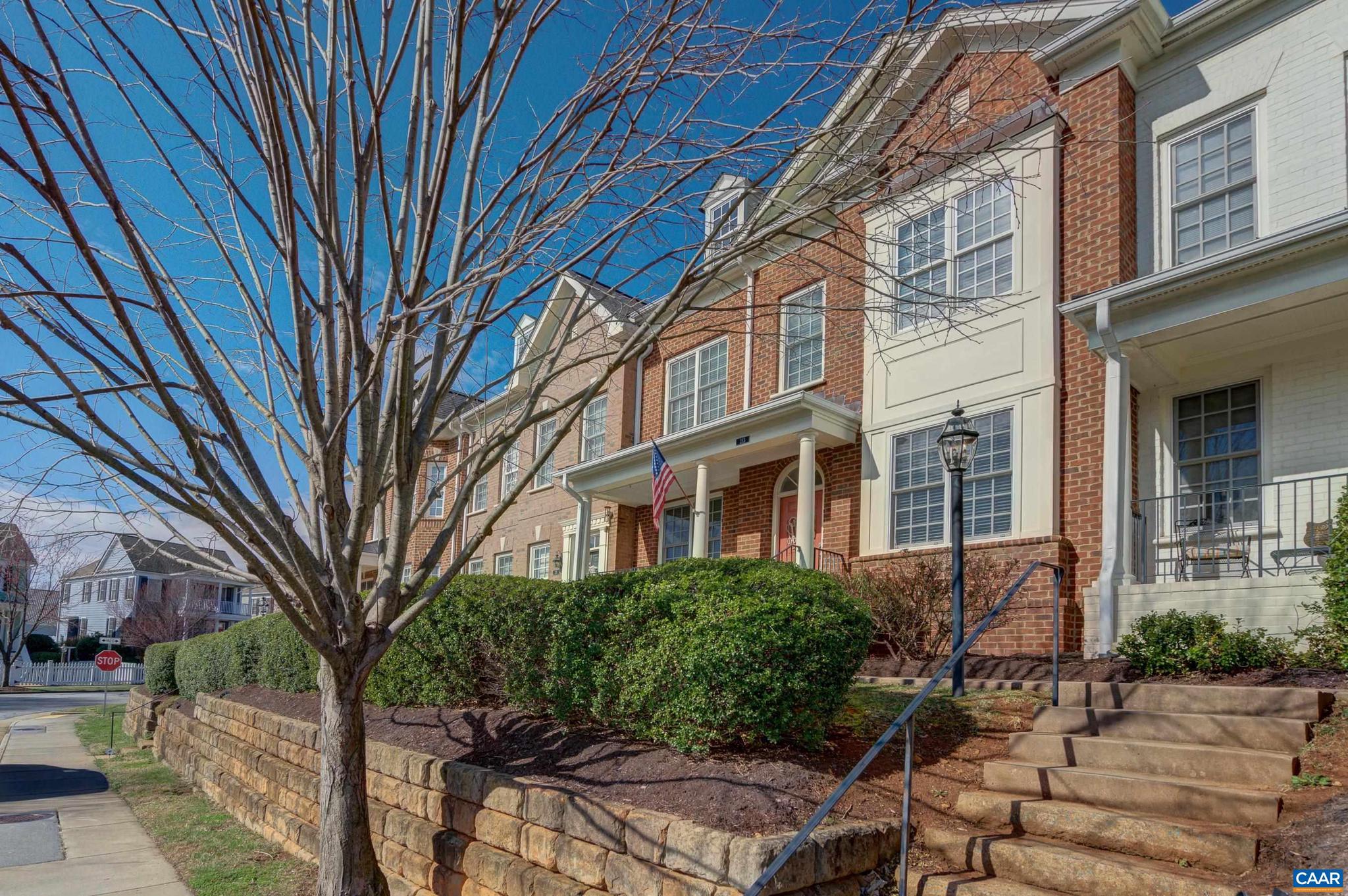 OLD TRAIL - Residential