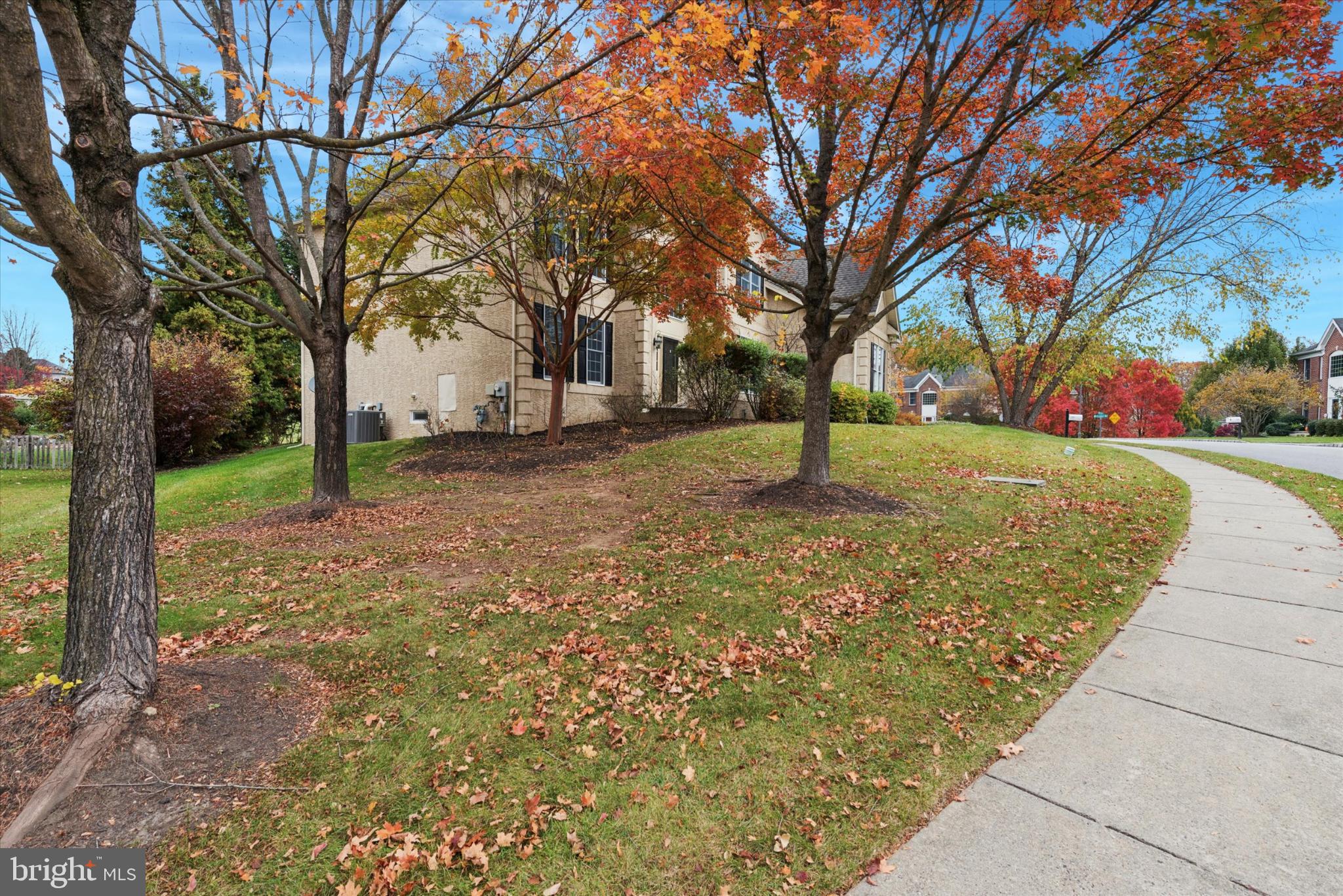 RESERVE AT EAGLE - Residential Lease