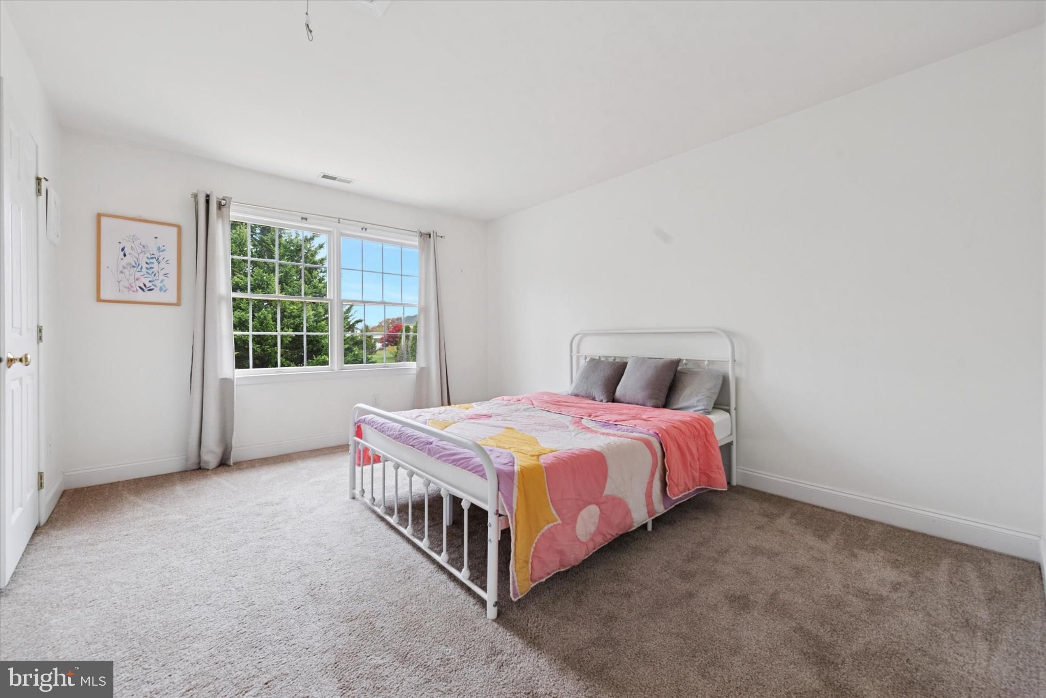 RESERVE AT EAGLE - Residential Lease