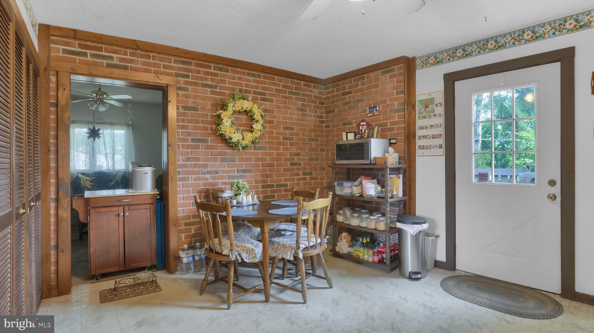 BIRCHWOOD - Residential