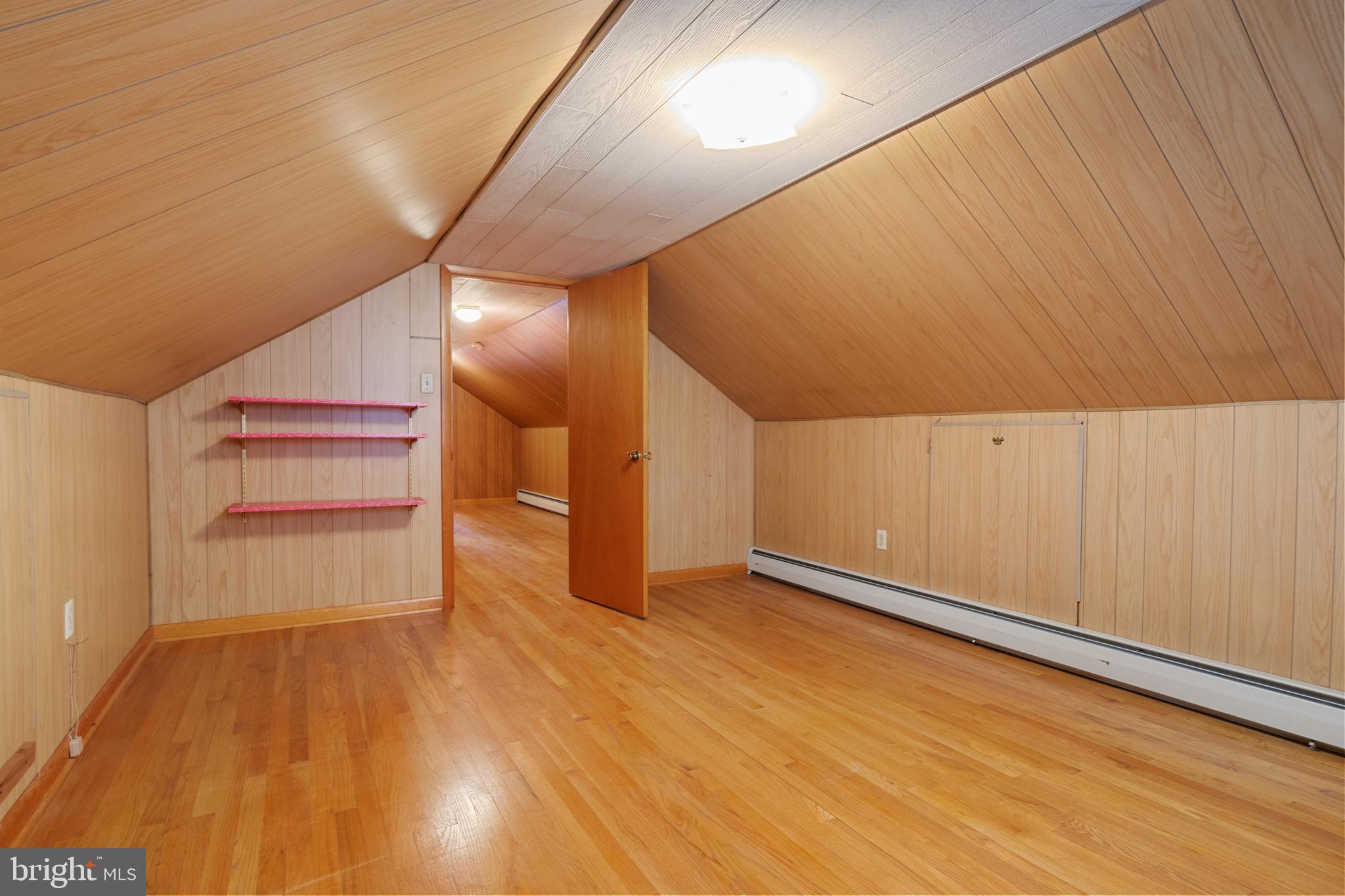 WALNUT STREET - Residential