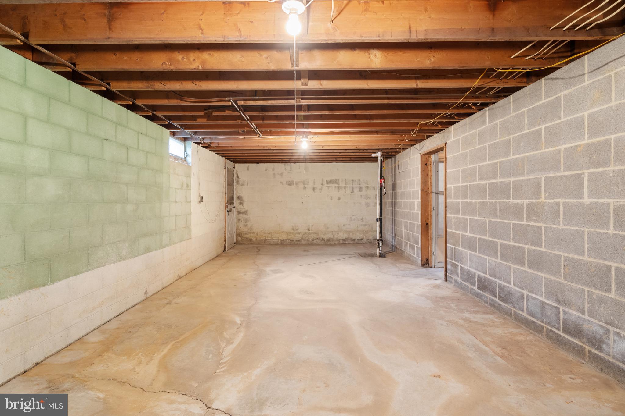 WALNUT STREET - Residential