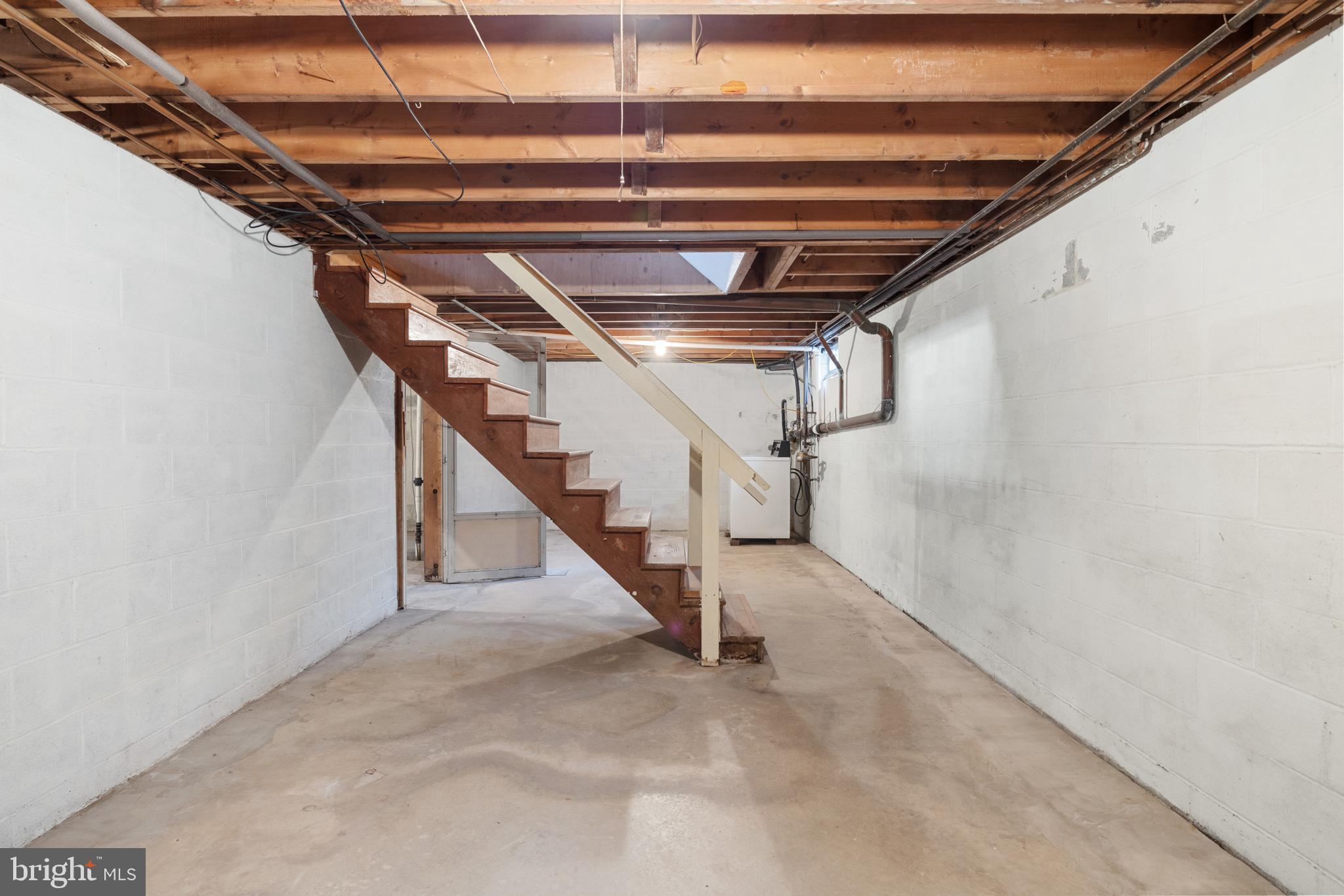 WALNUT STREET - Residential