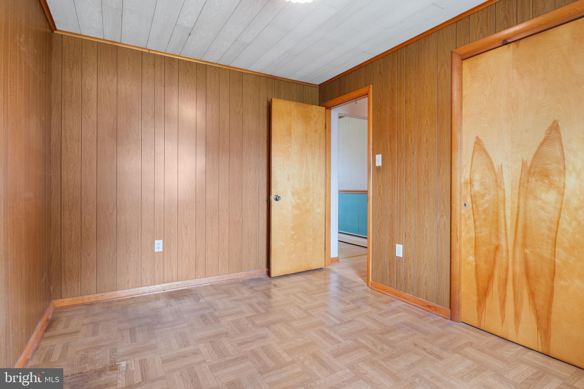 WALNUT STREET - Residential