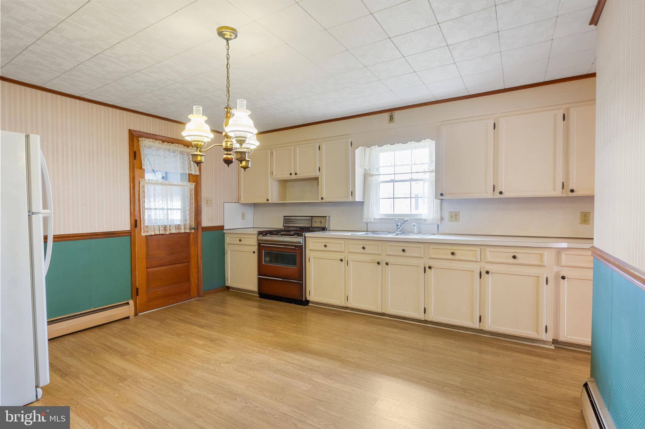 WALNUT STREET - Residential