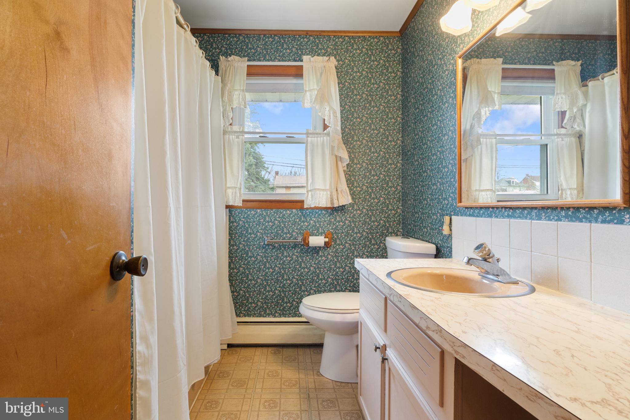 WALNUT STREET - Residential