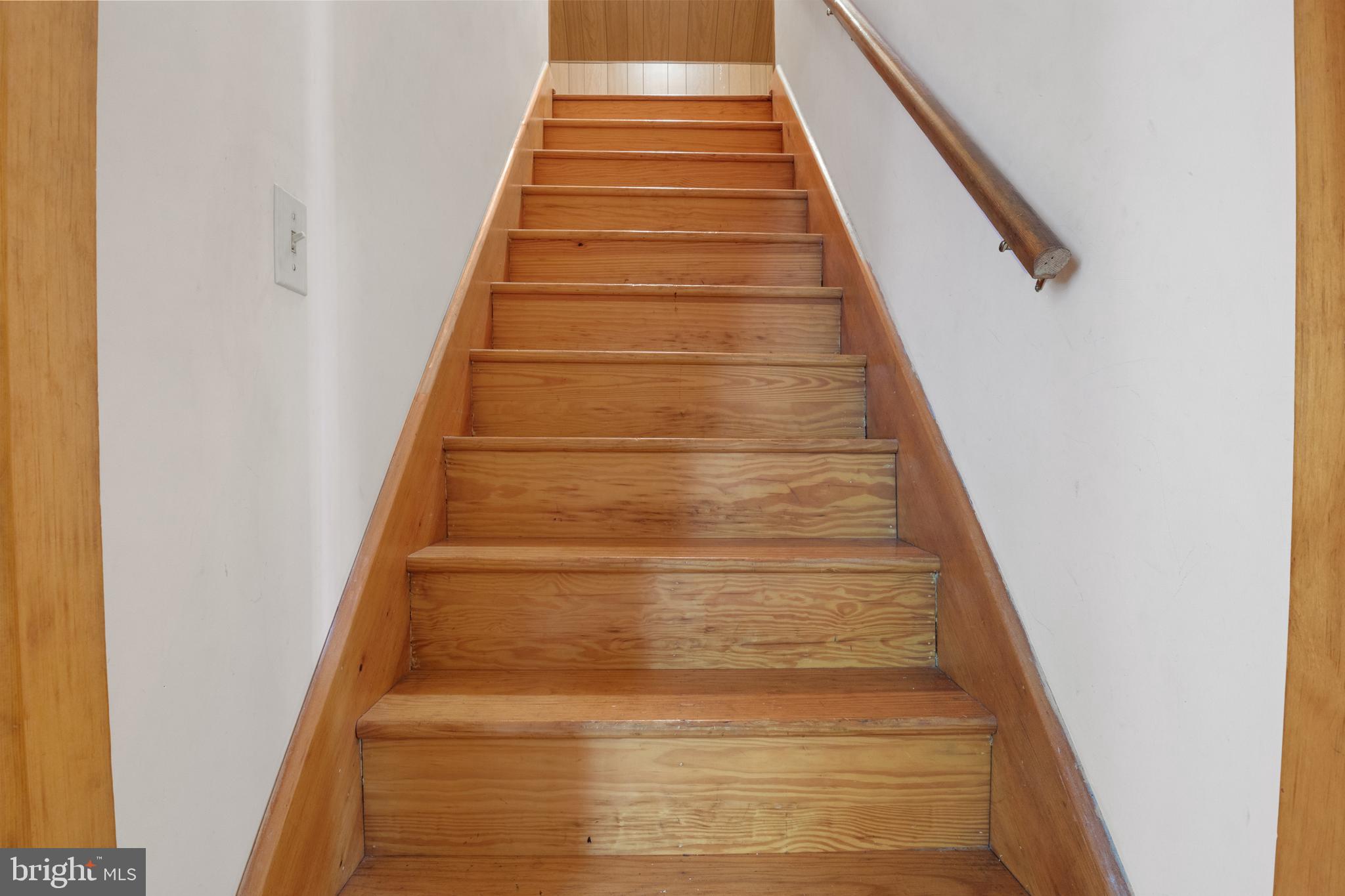 WALNUT STREET - Residential