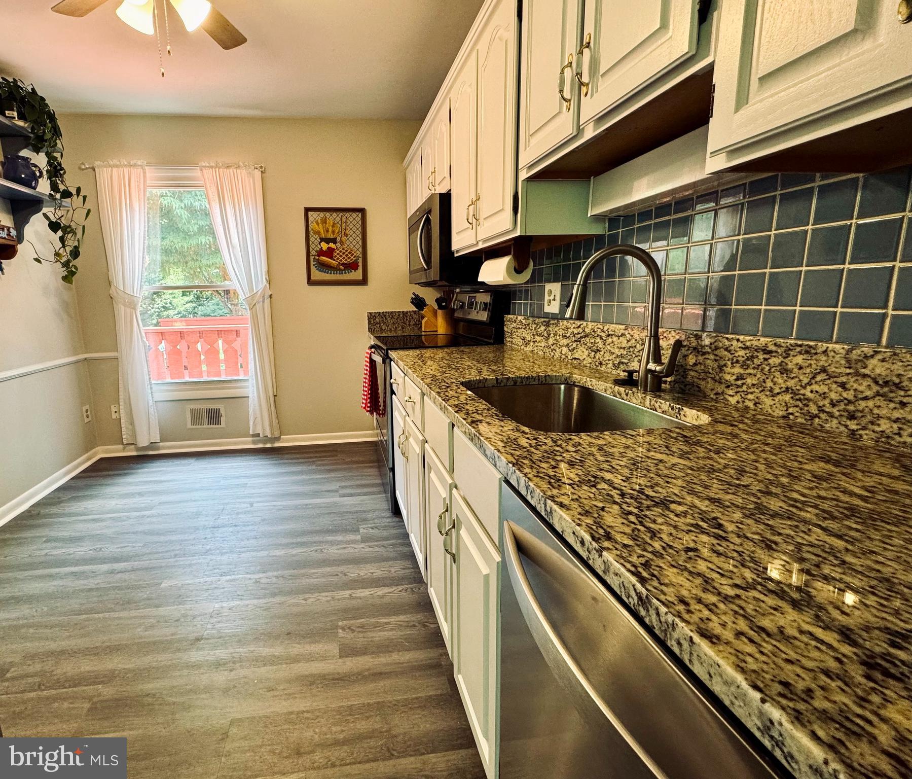 HILLTOP - Residential