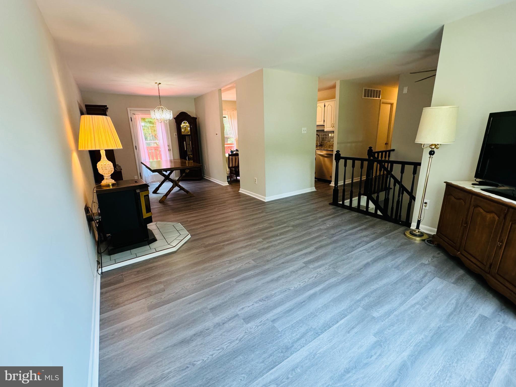 HILLTOP - Residential