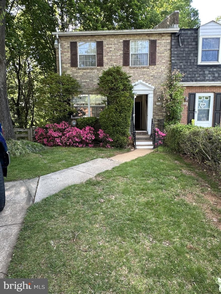 ESTATE SALE...BEING SOLD "AS IS"....CHARMING END OF GROUP TOWNHOME ON PARTIALLY WOODED LOT BACKING TO OPEN SPACE.  3 BEDROOMS 1 1/2 BATHS WITH FINISHED LOWER LEVEL. 
COVERED PATIO WITH SWING AND BACKYARD PICNIC TABLE PLUS FENCING !!  HEAT PUMP REPLACED 2023 AND WATER HEATER 2008.

PLEASE DO NOT GO ON SIDE PORCH...SOME UNSAFE BOARDS !  

GREAT POTENTIAL WITH A LITTLE UPDATING...SEE FOR YOURSELF