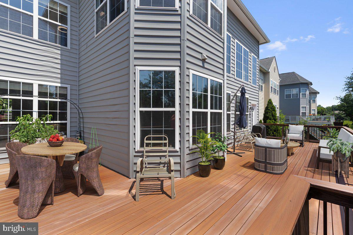 SUMNER LAKE - Residential