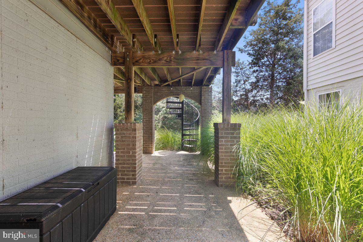 SUMNER LAKE - Residential