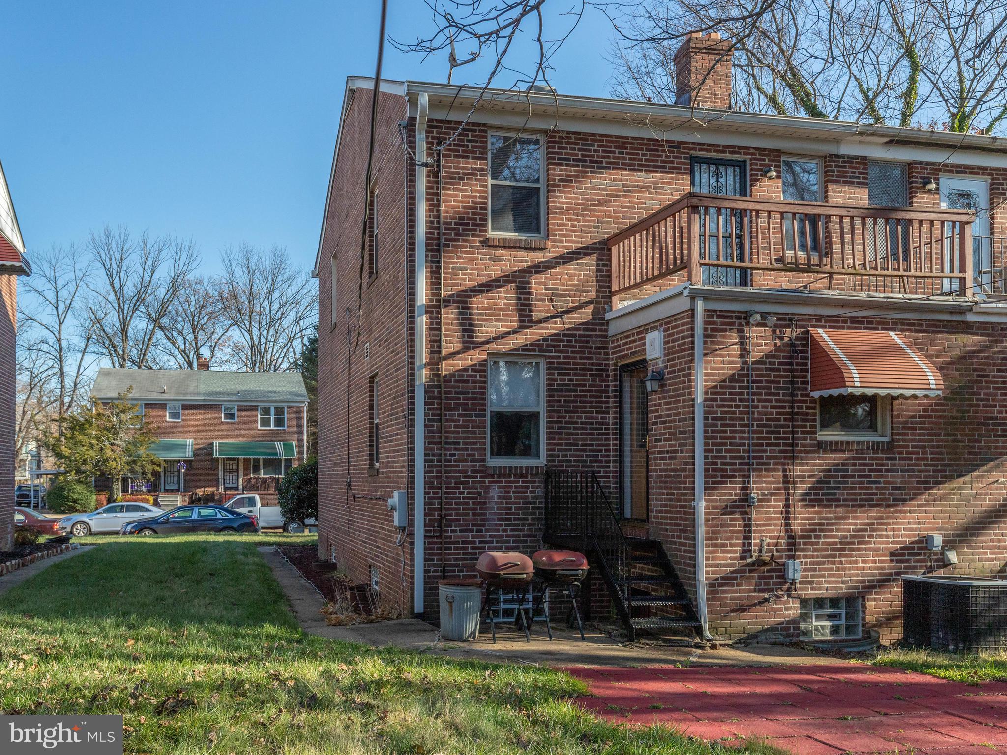 HOWARD PARK - Residential