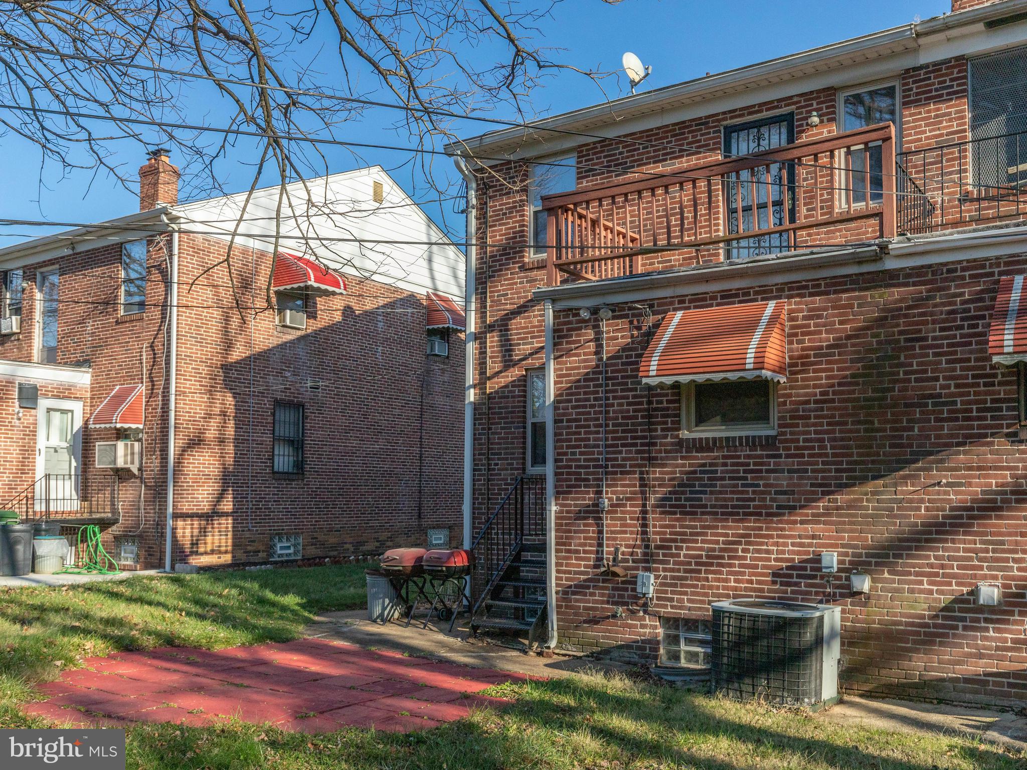 HOWARD PARK - Residential