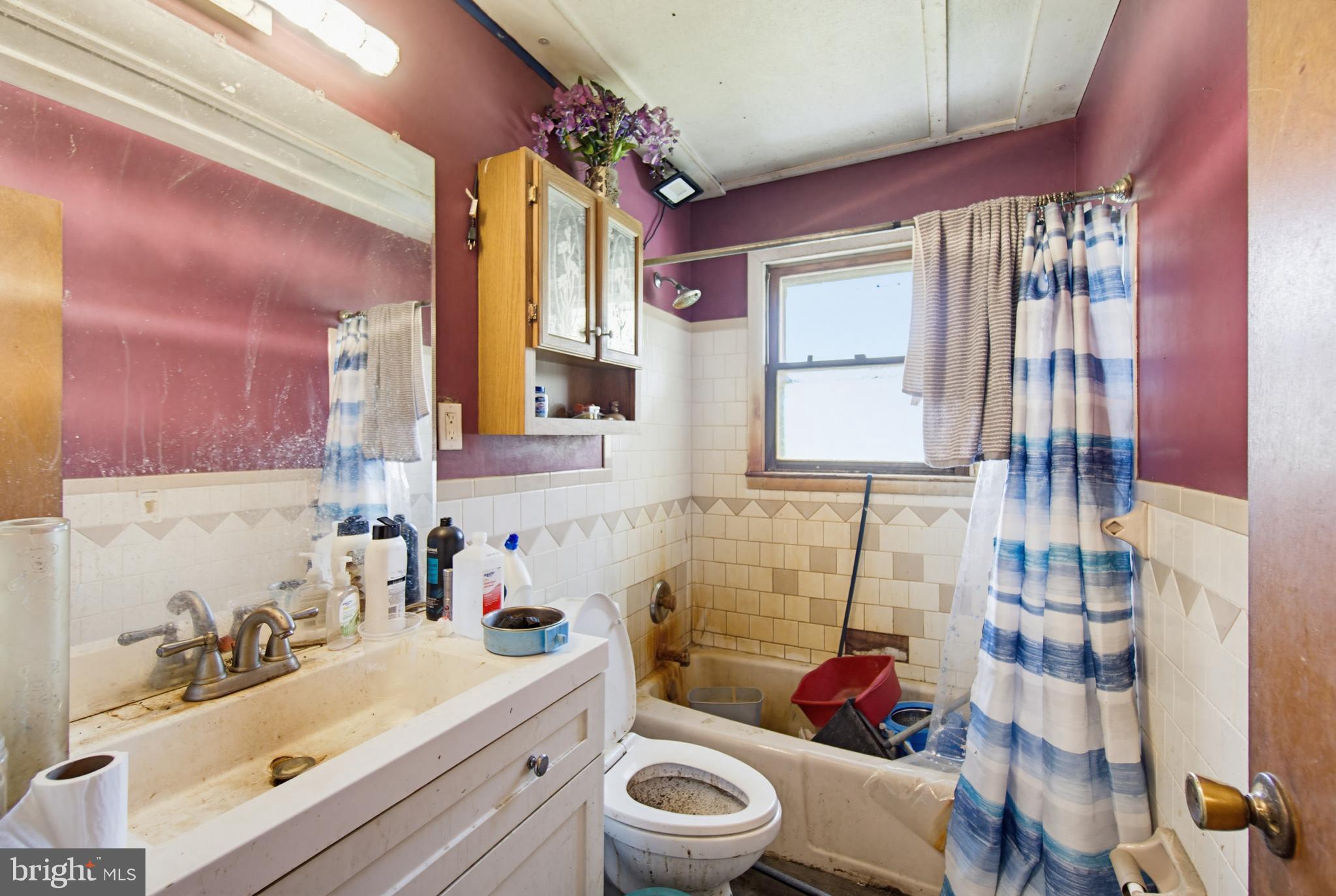 ABERDEEN HILLS - Residential