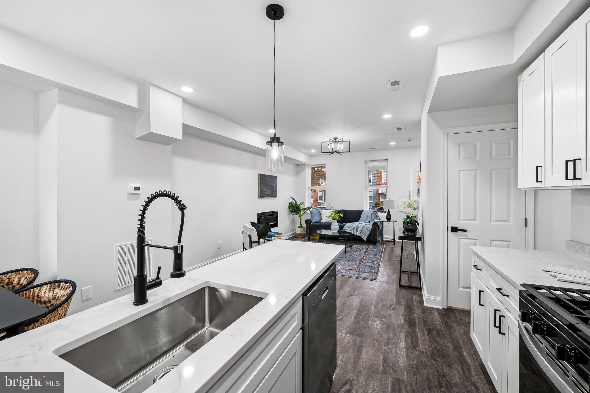 EAST BALTIMORE MIDWAY - Residential