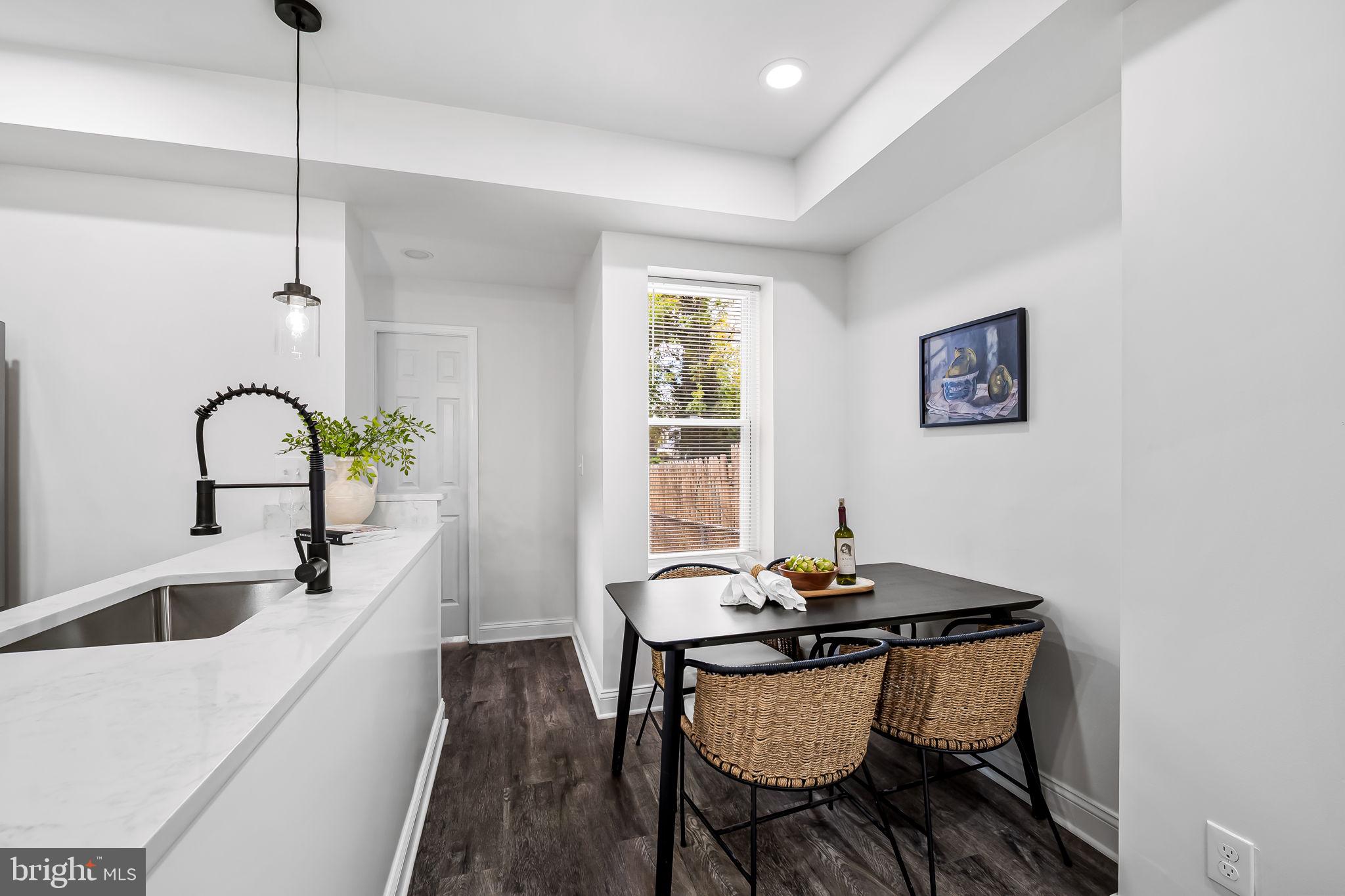 EAST BALTIMORE MIDWAY - Residential