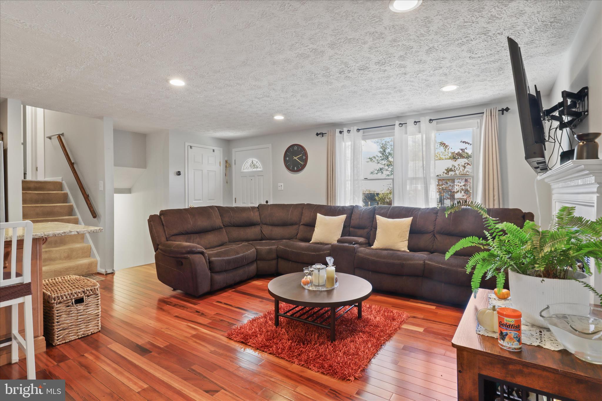 SPRING GROVE FARM - Residential