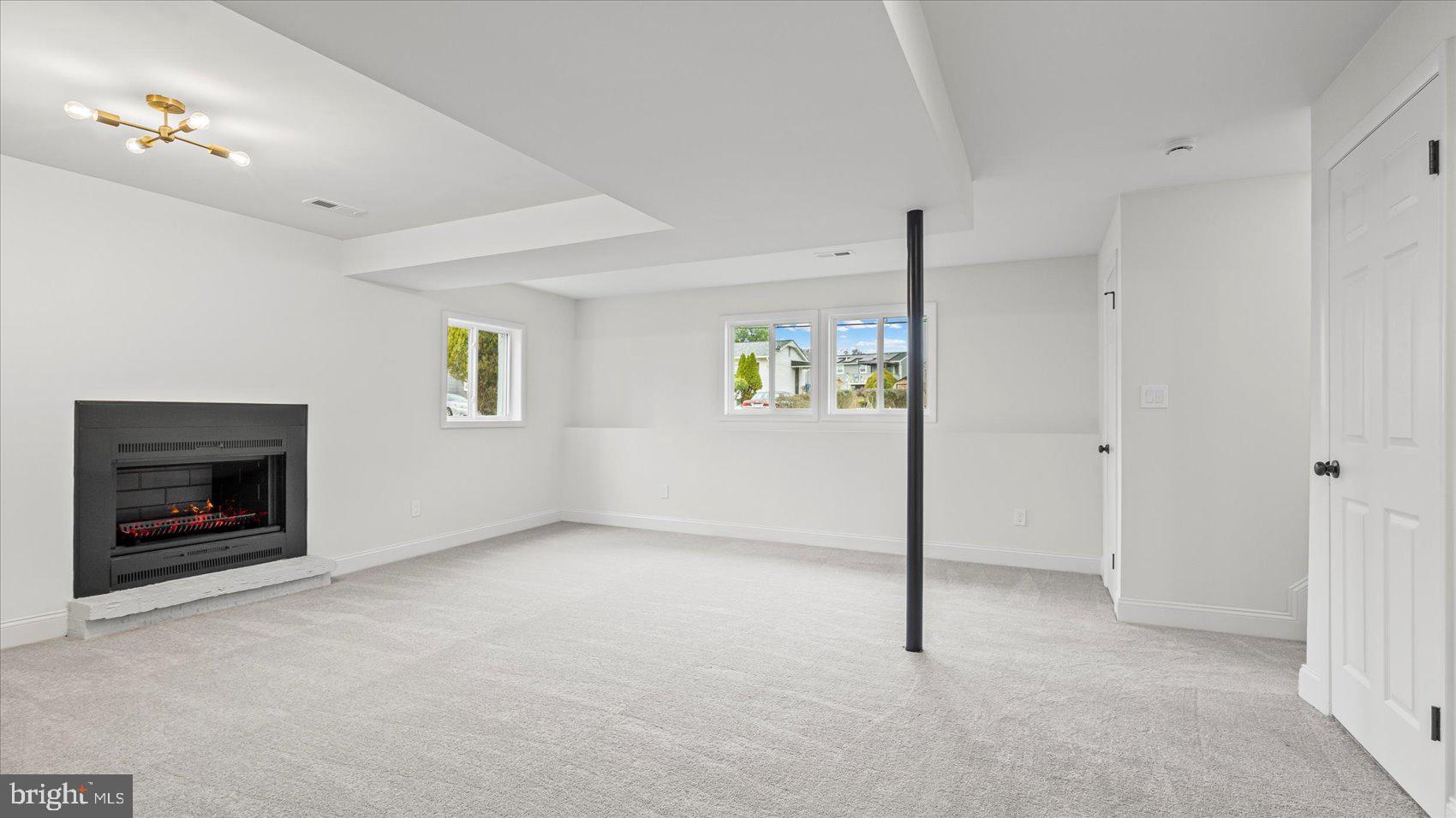 VALLEY FORGE - Residential