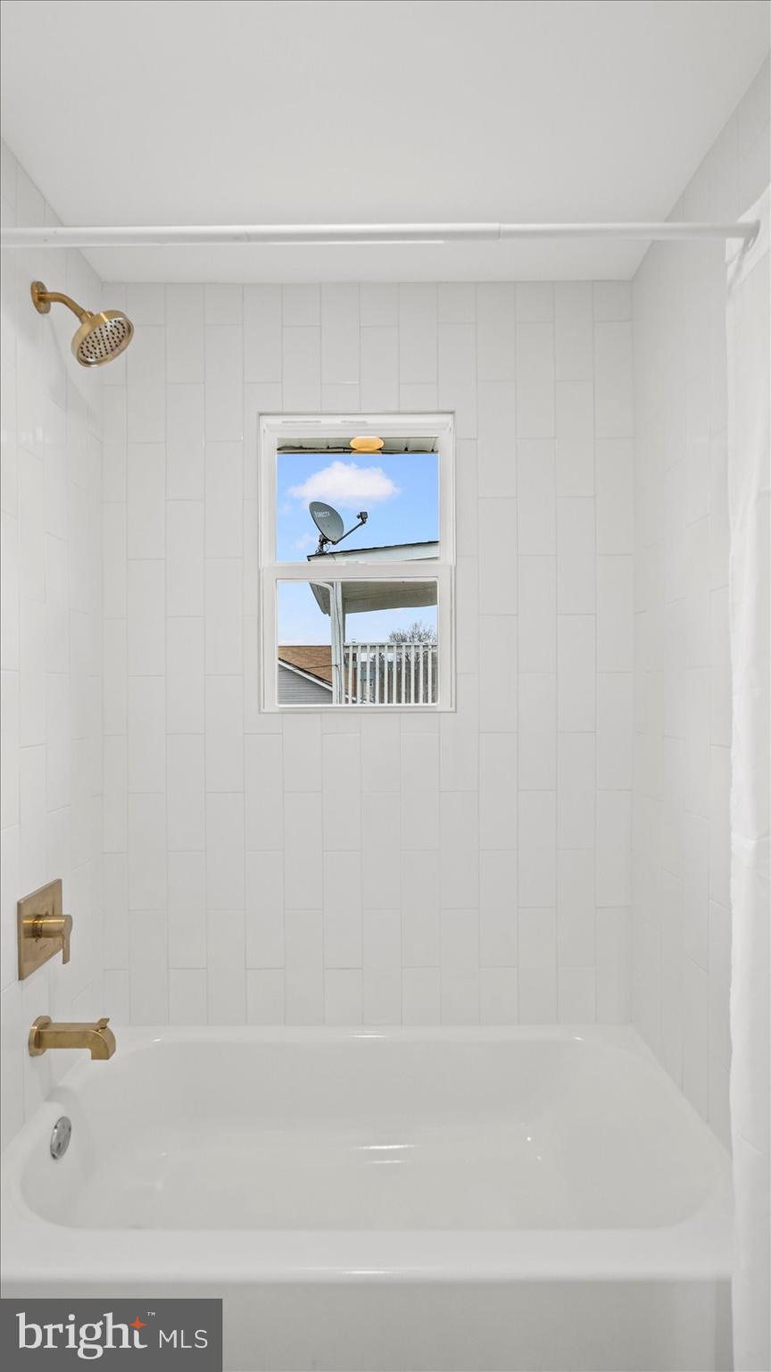 VALLEY FORGE - Residential