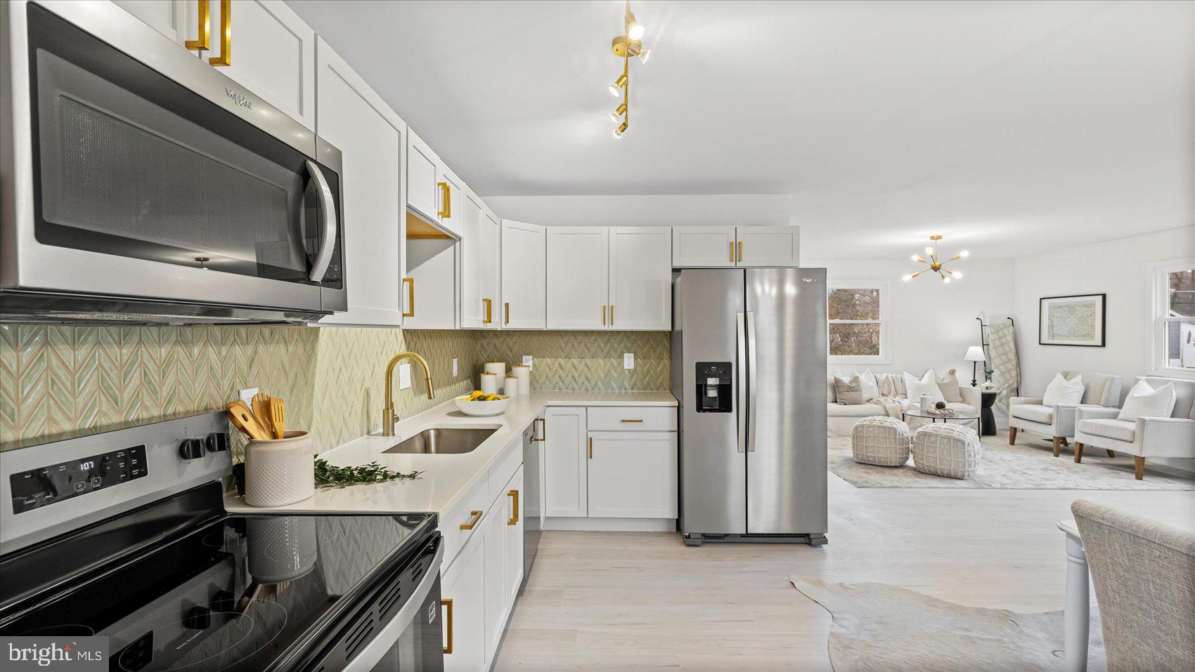 VALLEY FORGE - Residential