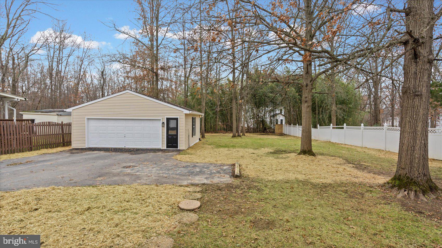 VALLEY FORGE - Residential