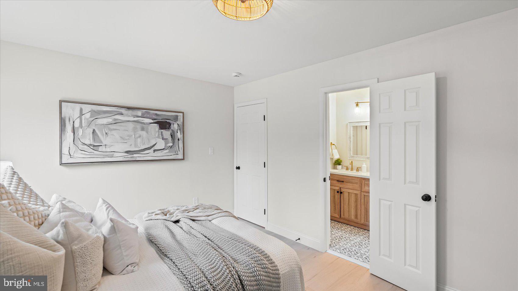 VALLEY FORGE - Residential