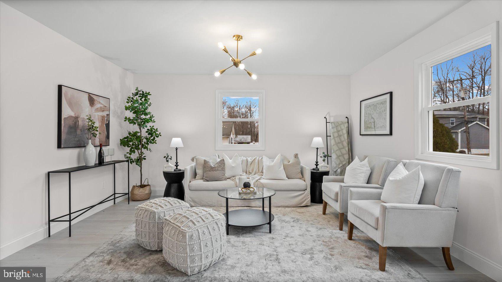 VALLEY FORGE - Residential