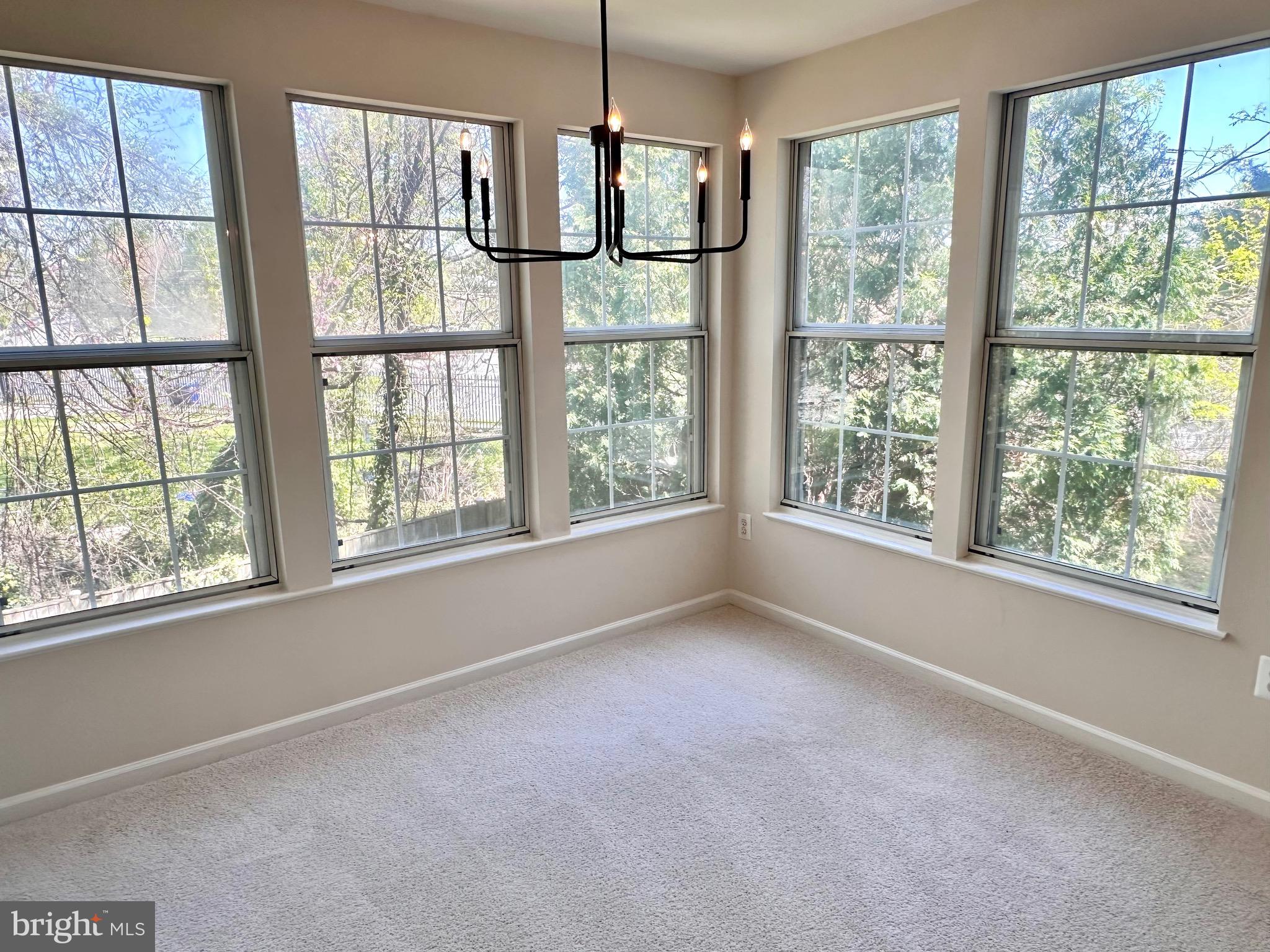 SOUTH MEADOWS - Residential