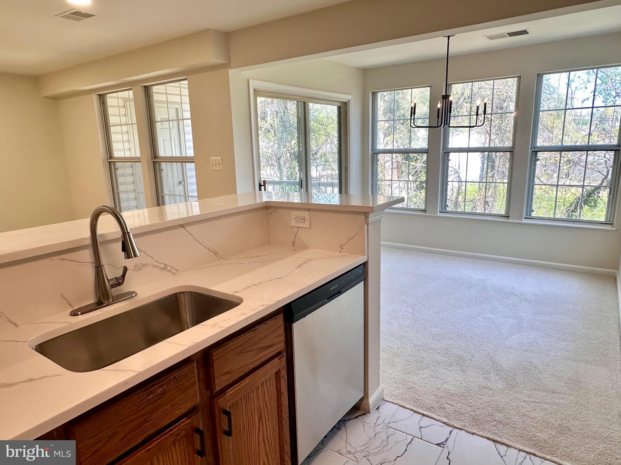 SOUTH MEADOWS - Residential