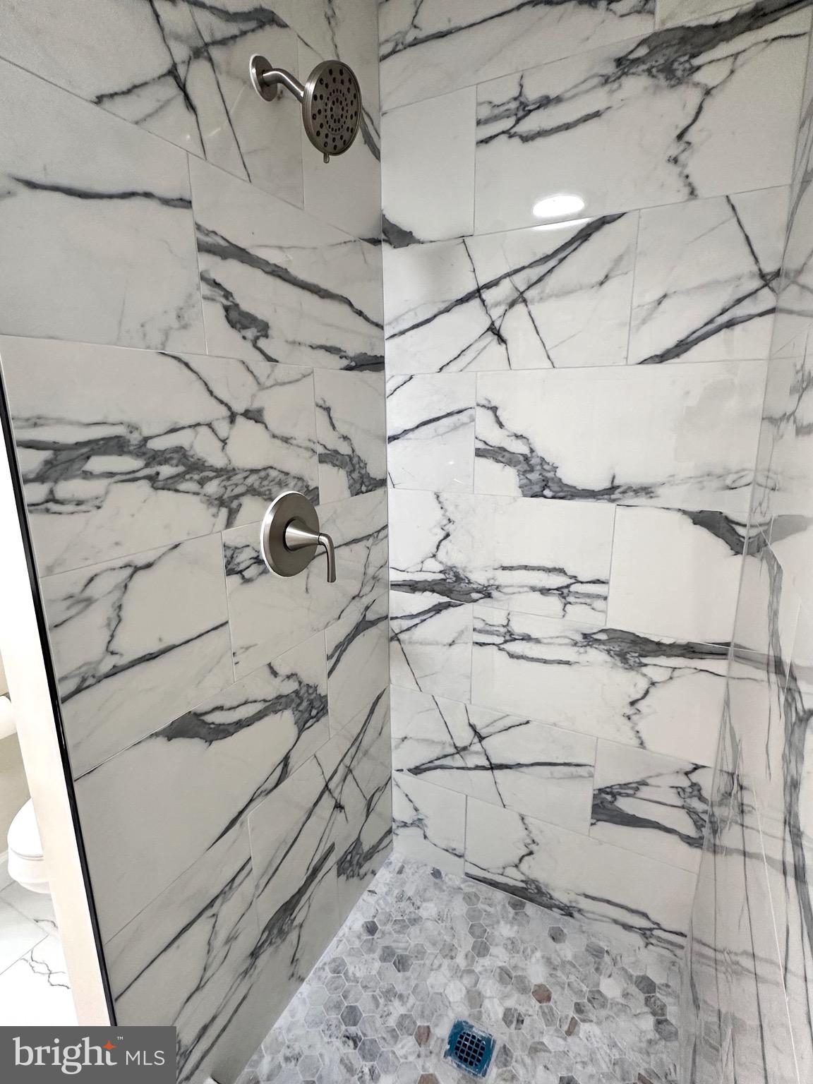 SOUTH MEADOWS - Residential