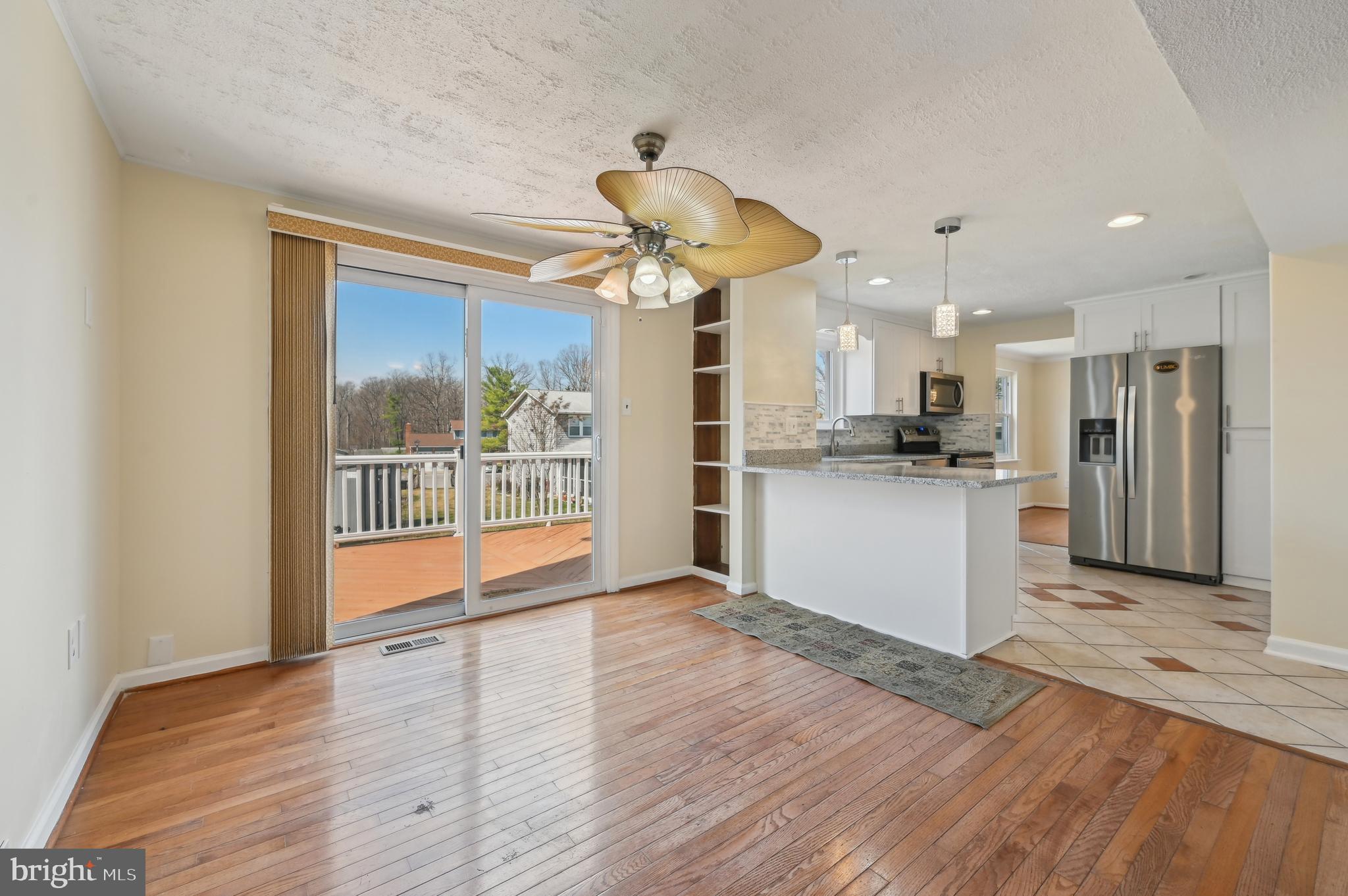 WOODBRIDGE VALLEY - Residential