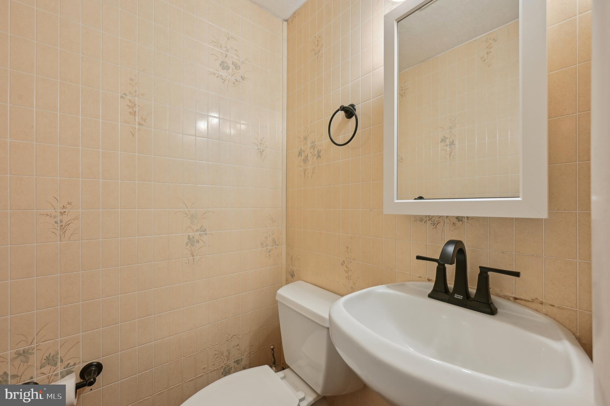 WOODBRIDGE VALLEY - Residential