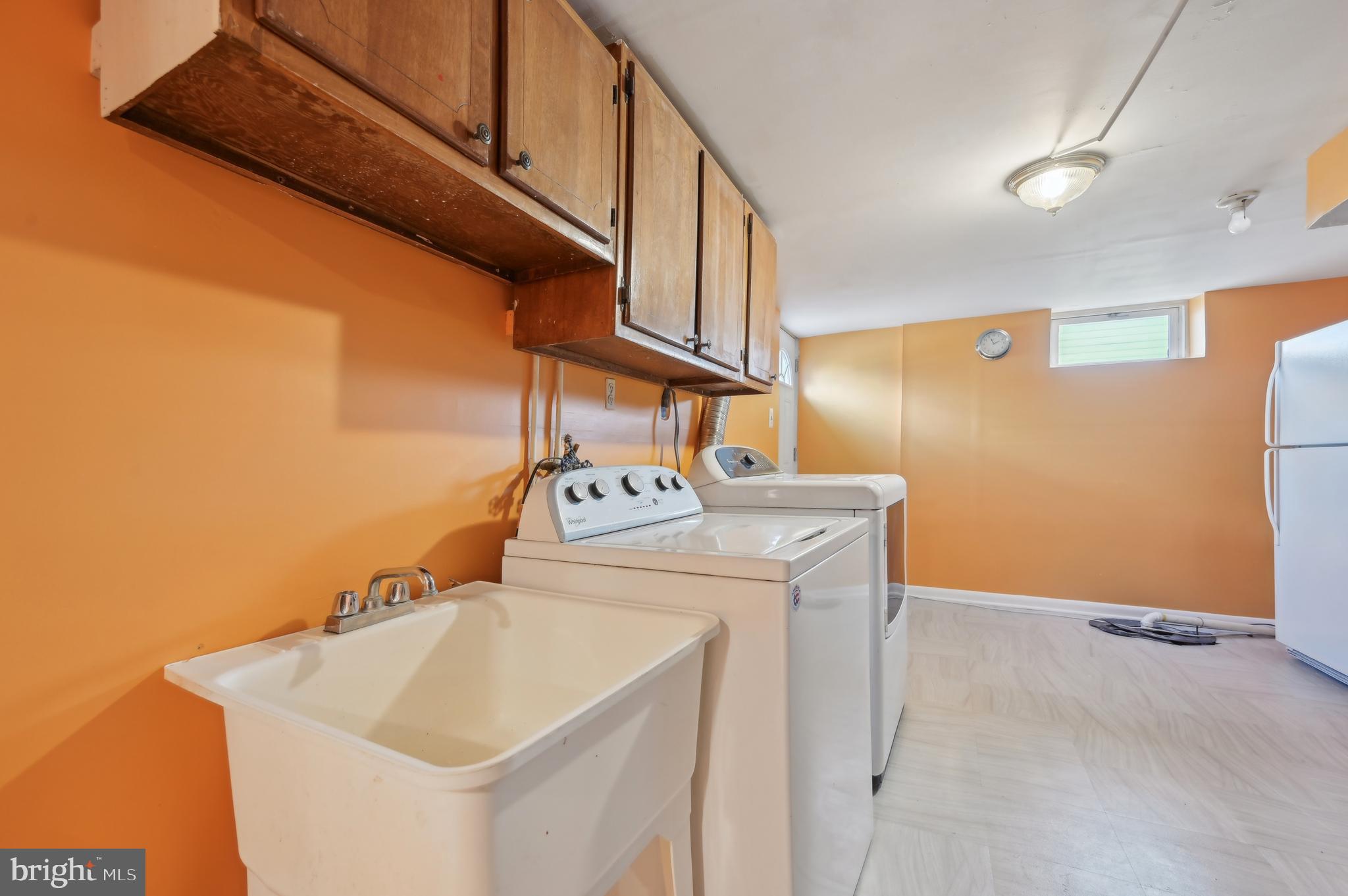 WOODBRIDGE VALLEY - Residential