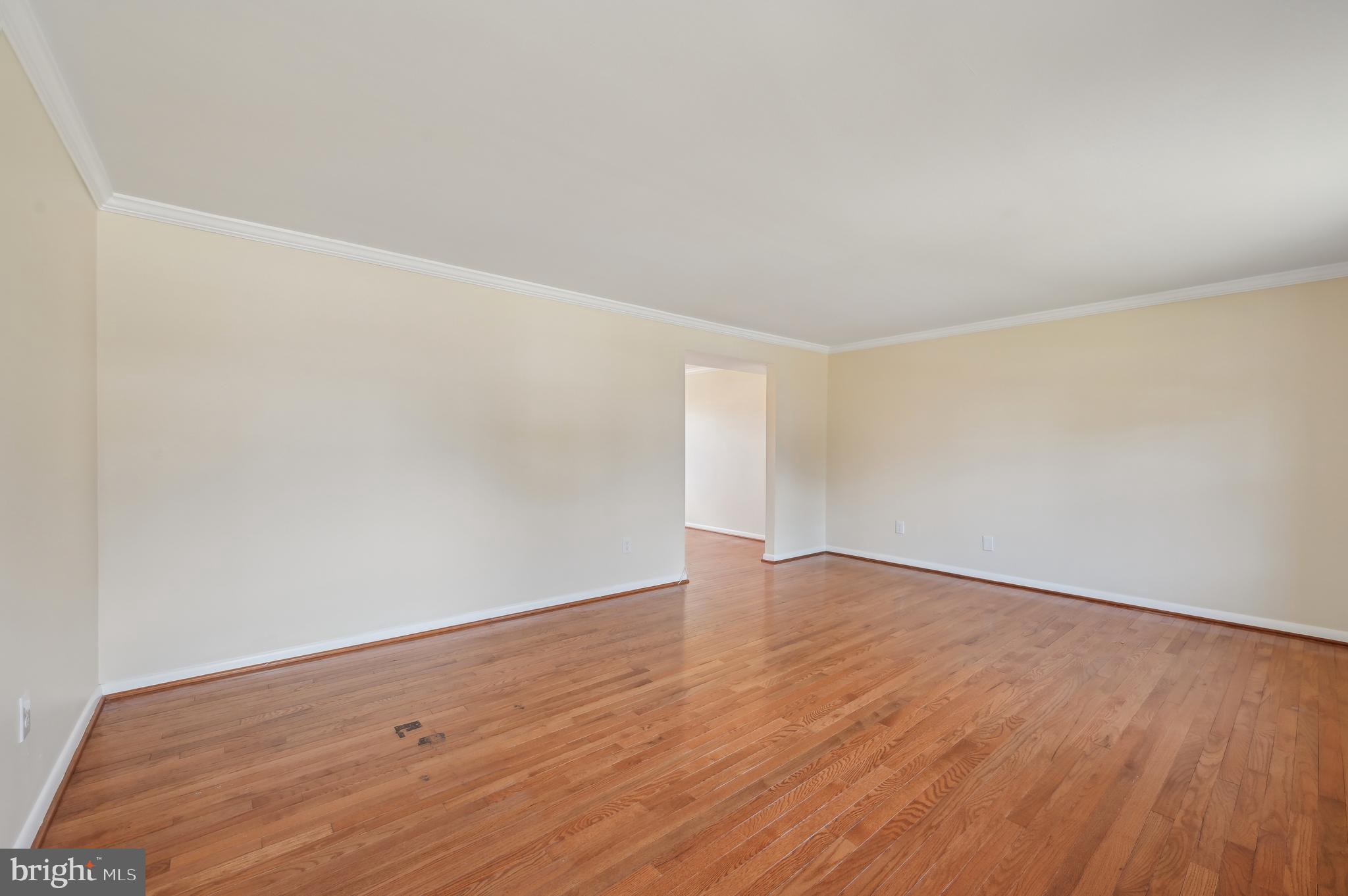 WOODBRIDGE VALLEY - Residential