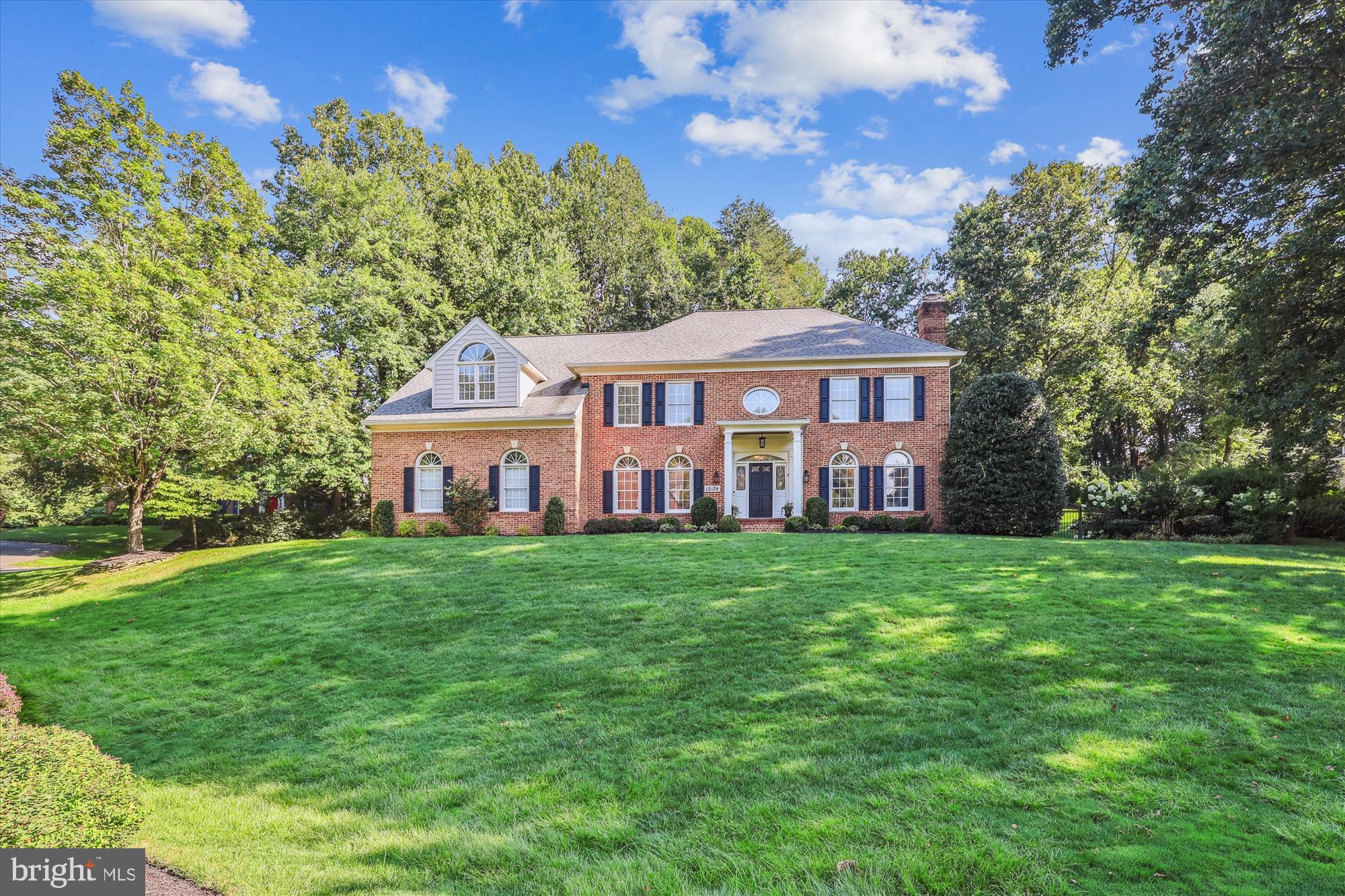 FOX DEN ESTATES - Residential