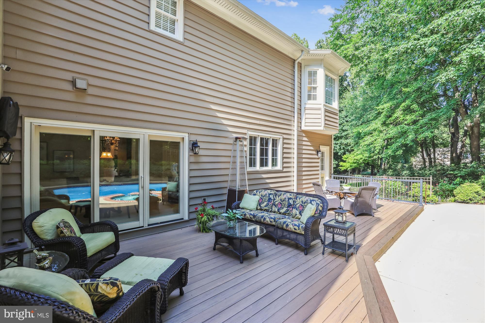 FOX DEN ESTATES - Residential