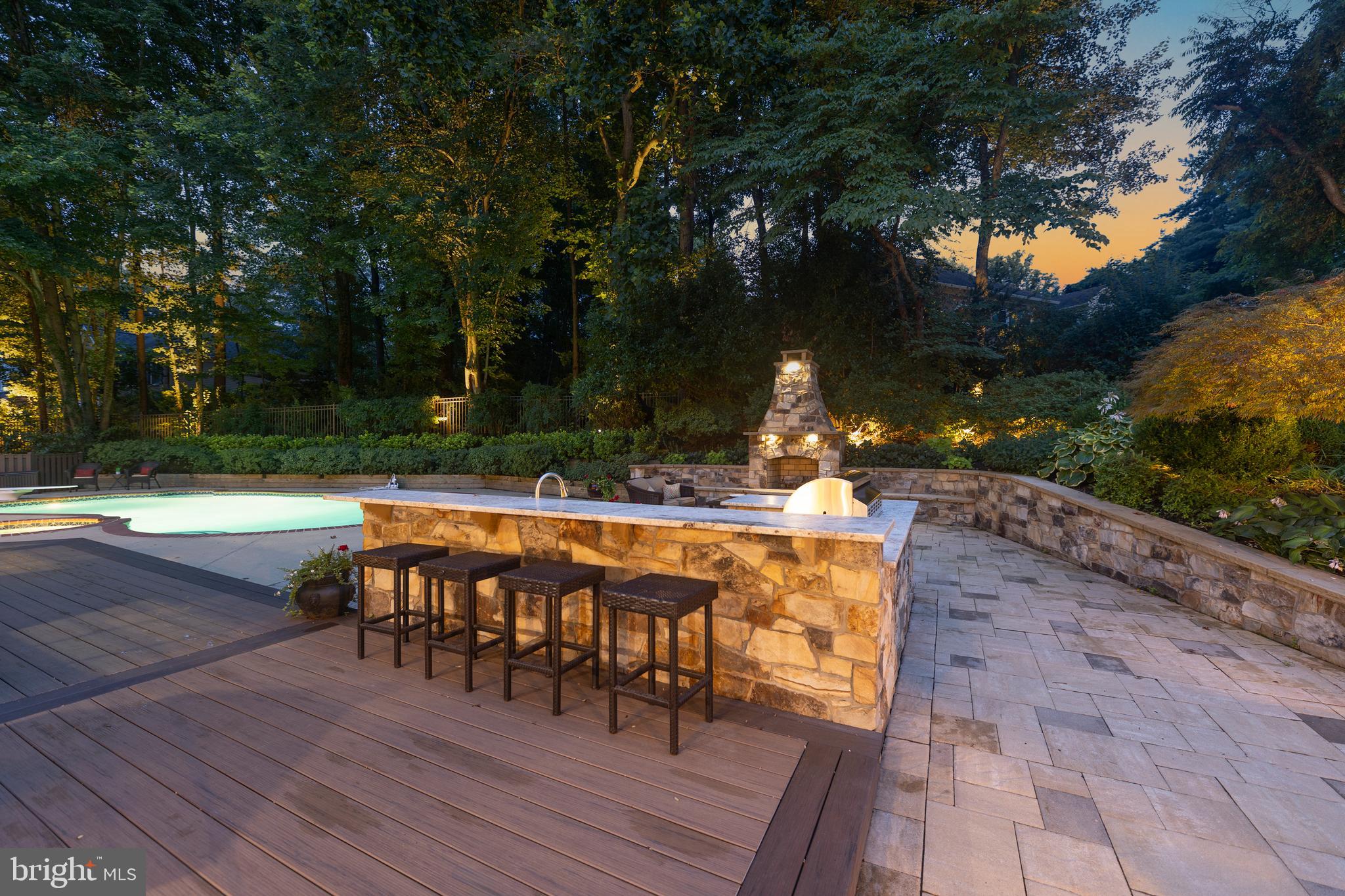 FOX DEN ESTATES - Residential