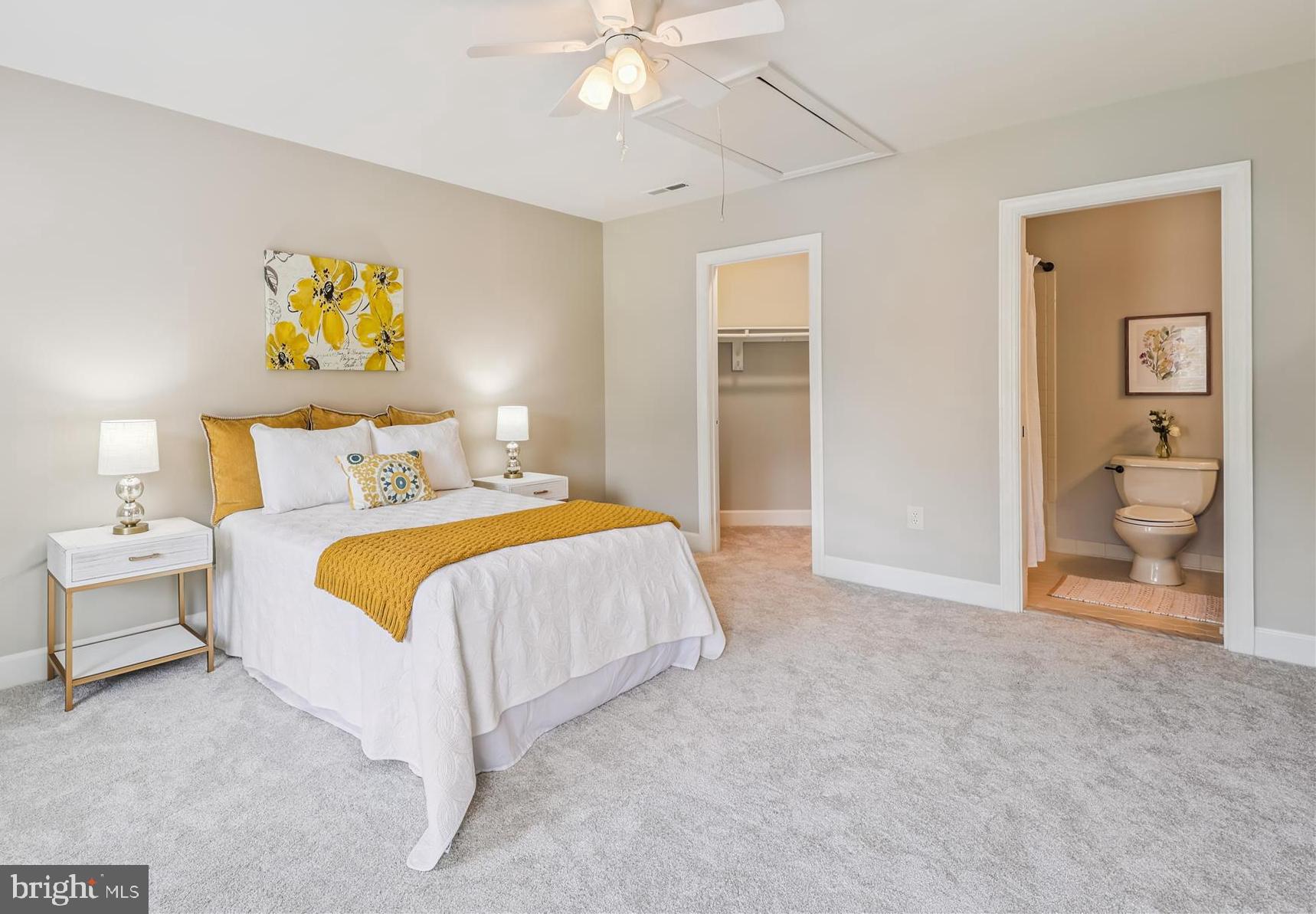 FOX DEN ESTATES - Residential