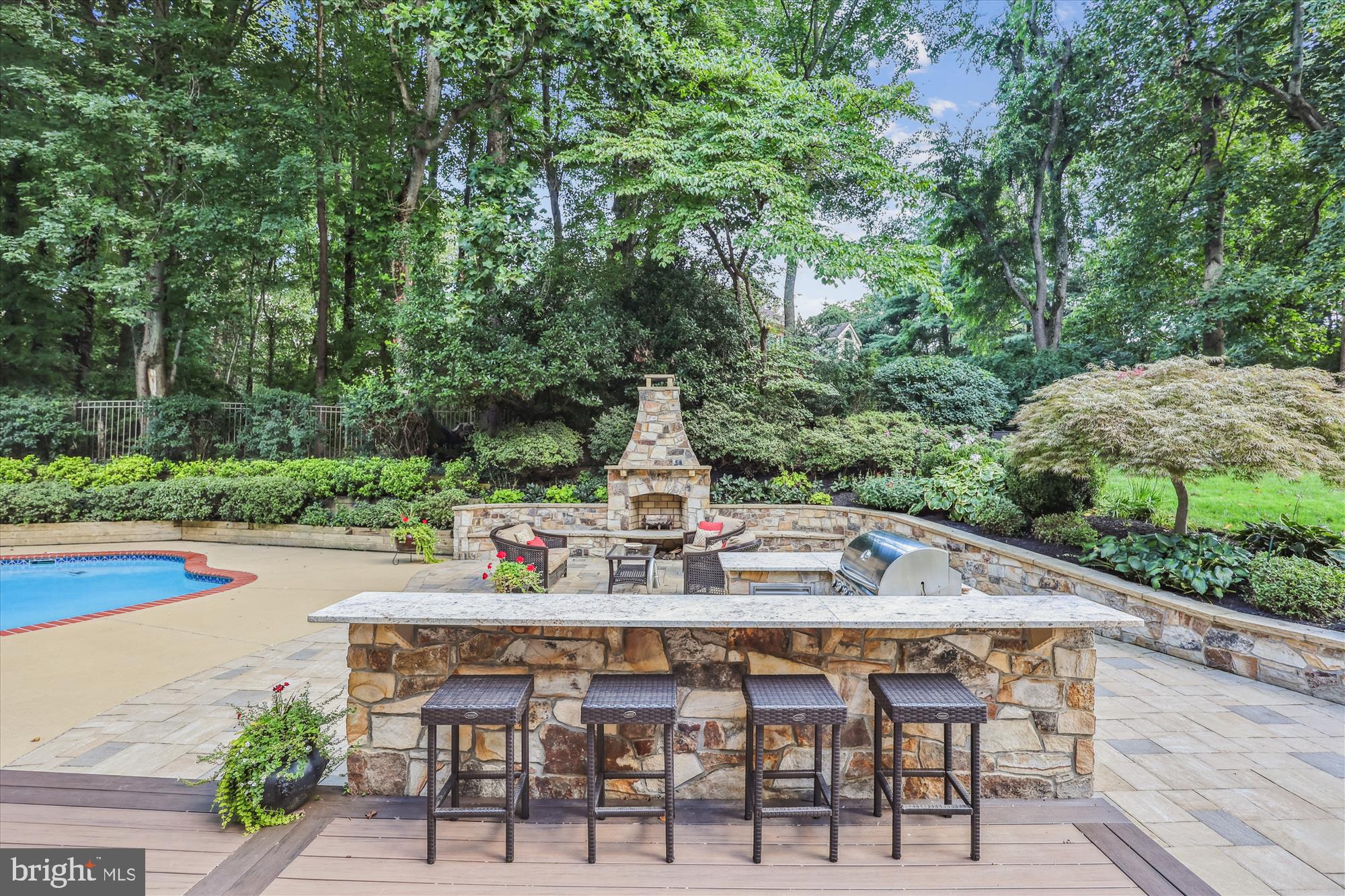 FOX DEN ESTATES - Residential