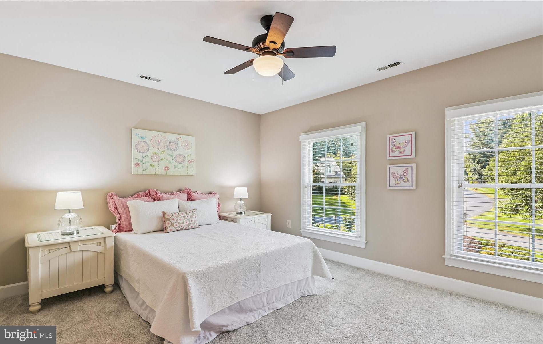 FOX DEN ESTATES - Residential