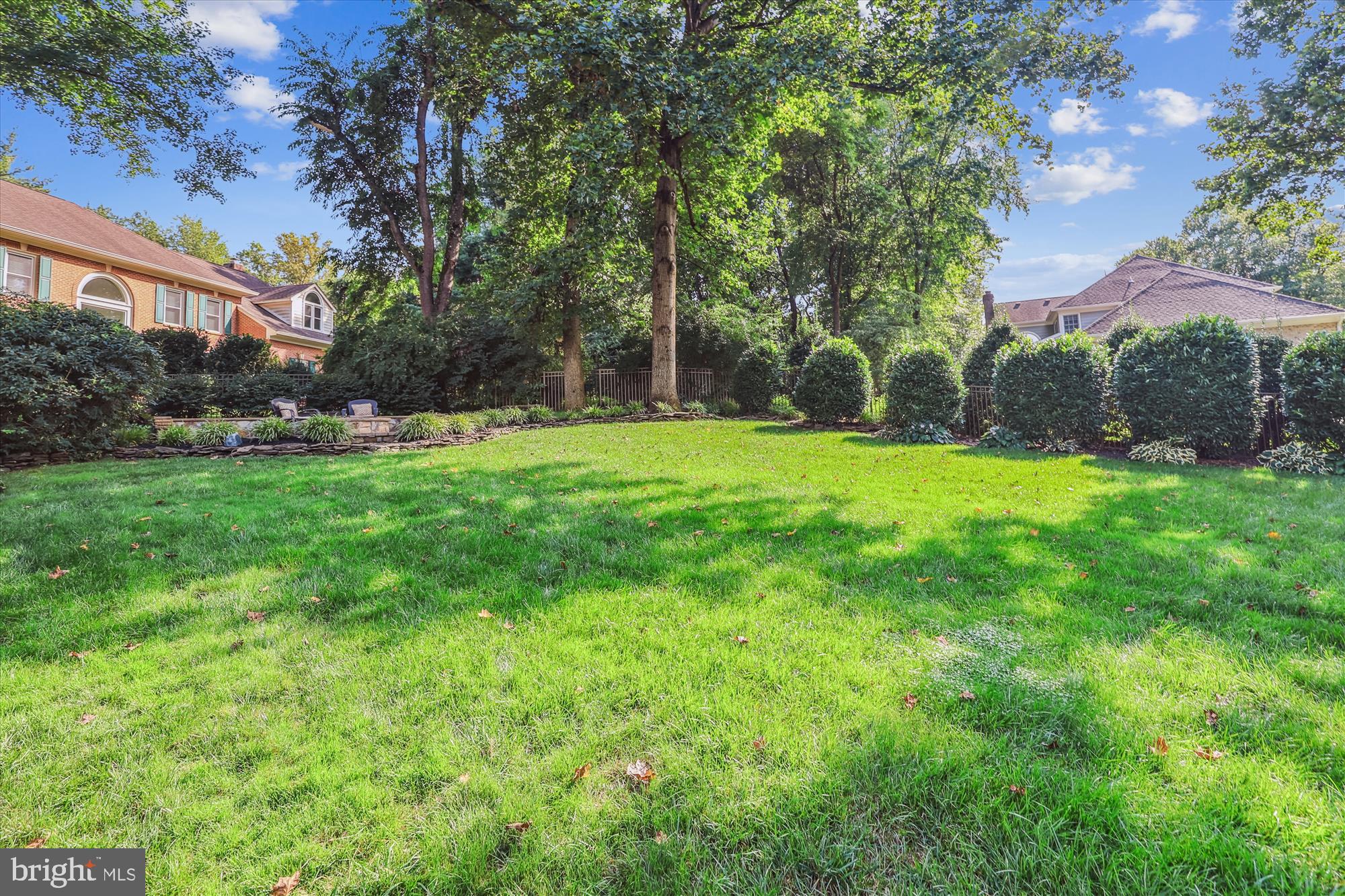 FOX DEN ESTATES - Residential