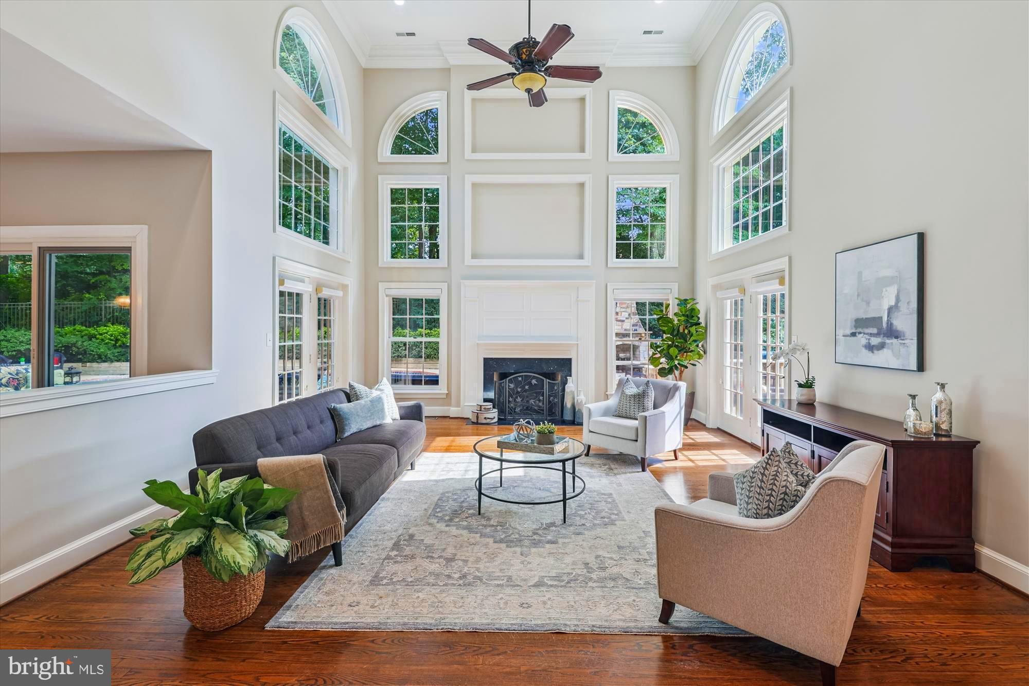 FOX DEN ESTATES - Residential